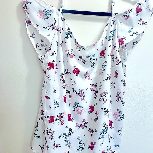Medium White with small pink, burgandy & green flowers off the shoulder blouse - Picture 3 of 3